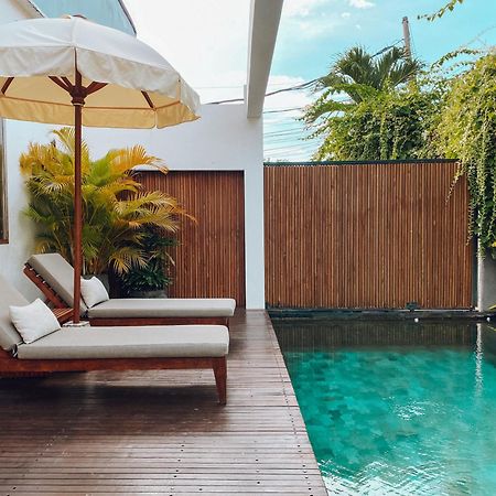 Suites Infinity & Beyond Seminyak  Ngoại thất bức ảnh