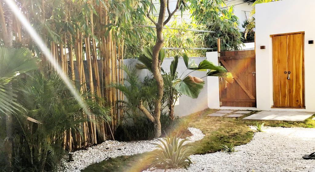 Suites Infinity & Beyond Seminyak  Ngoại thất bức ảnh